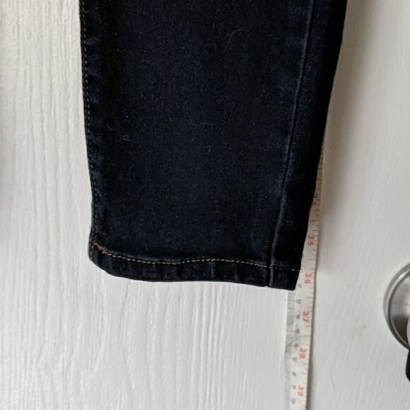 PEOPLE NEED KINDNESS LADIES SIZE 5  SKINNY JEANS - Picture 4 of 8
